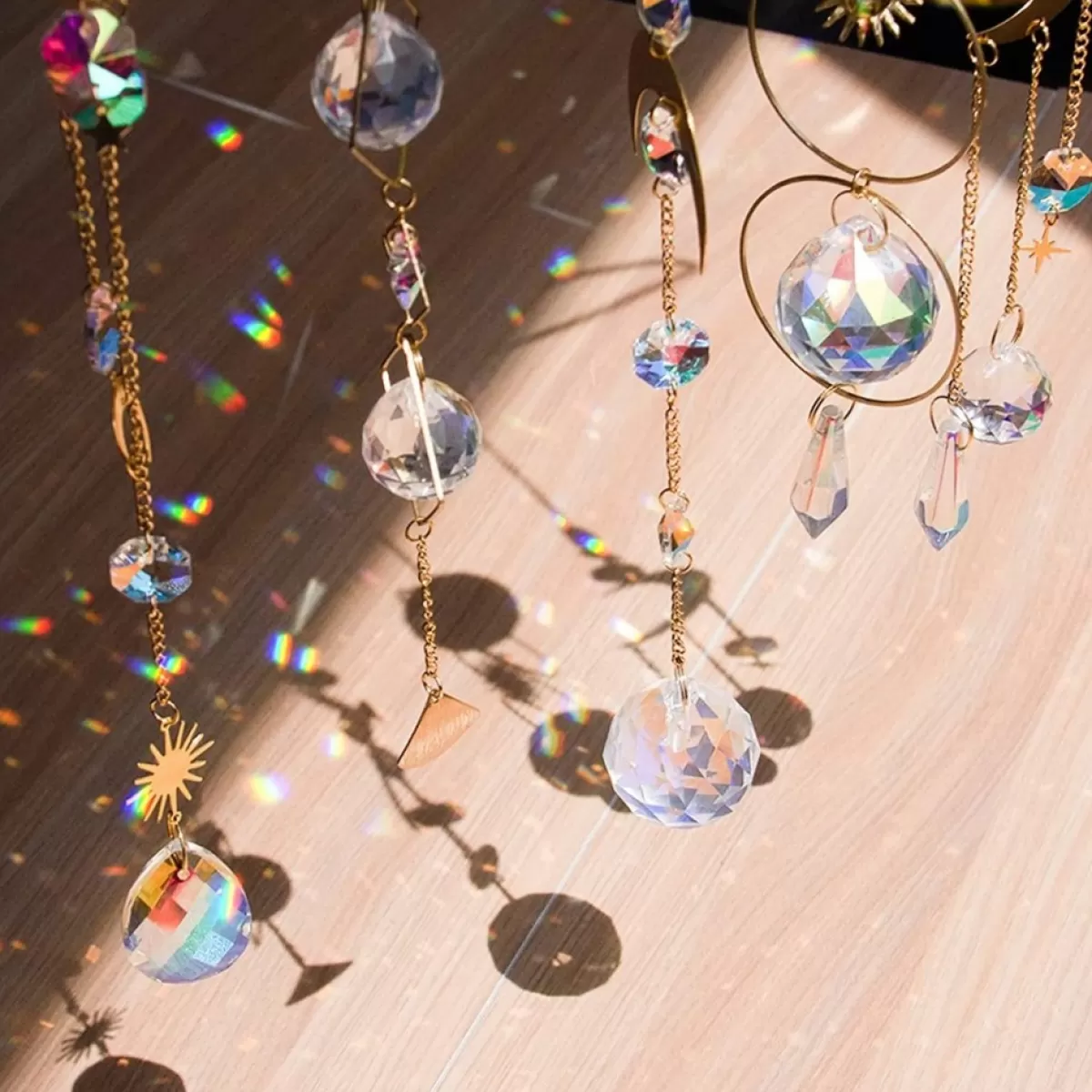 Nuyikaso Kersthanger>7 Stuks Zonnevangers Kristal Hangend Windspel Regenboog Zon Maan Hanger Kristallen Ornament Kristallen Ballen Voor Raam Huis Tuin Kerstmis Dag Feest Bruiloft Decoratie