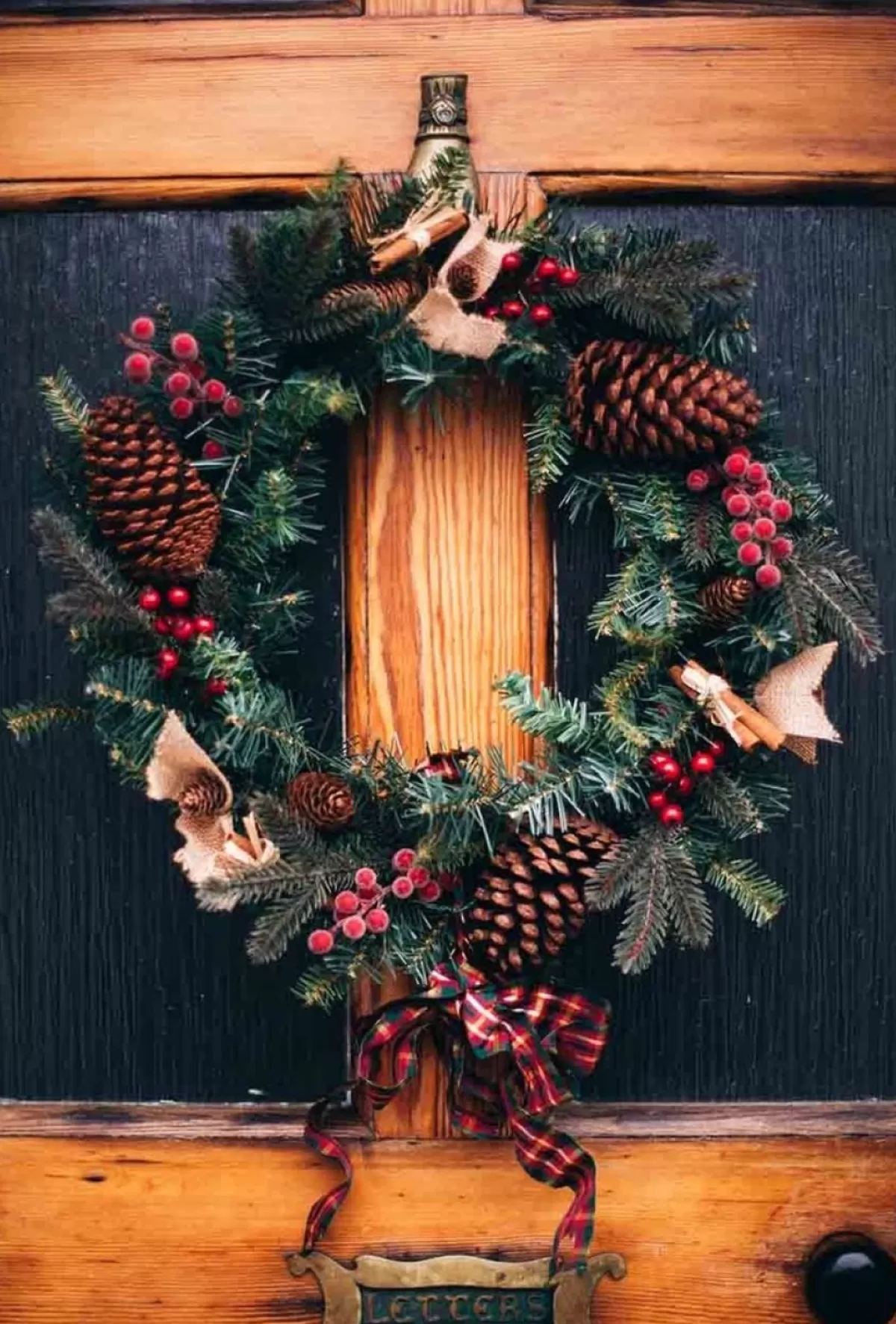 Black Box Kerstkransen> Trees - Norton Krans Led Werkt Op Batterijen Groen 20L Tips 90 - D45Cm - Kerstbomen