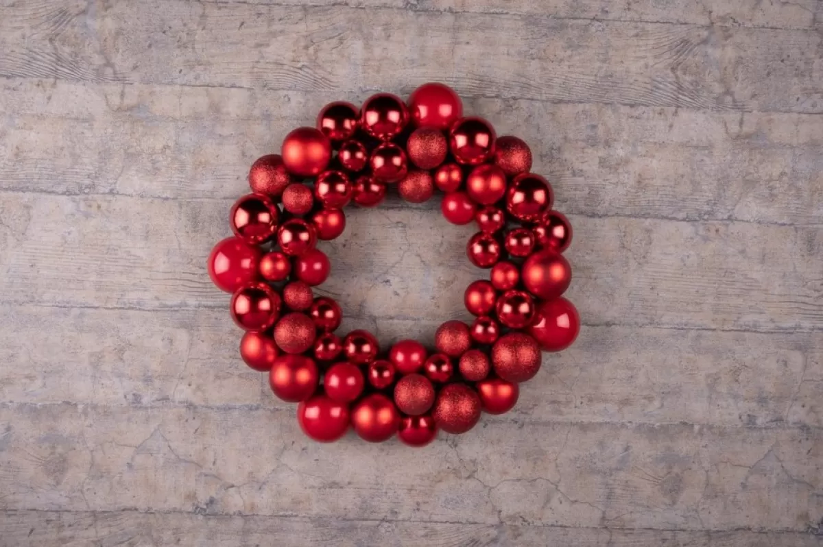 Christmas gifts Kerstkransen> Kerstkrans - O 36 Cm - 55 Ballen - Rood - Pvc