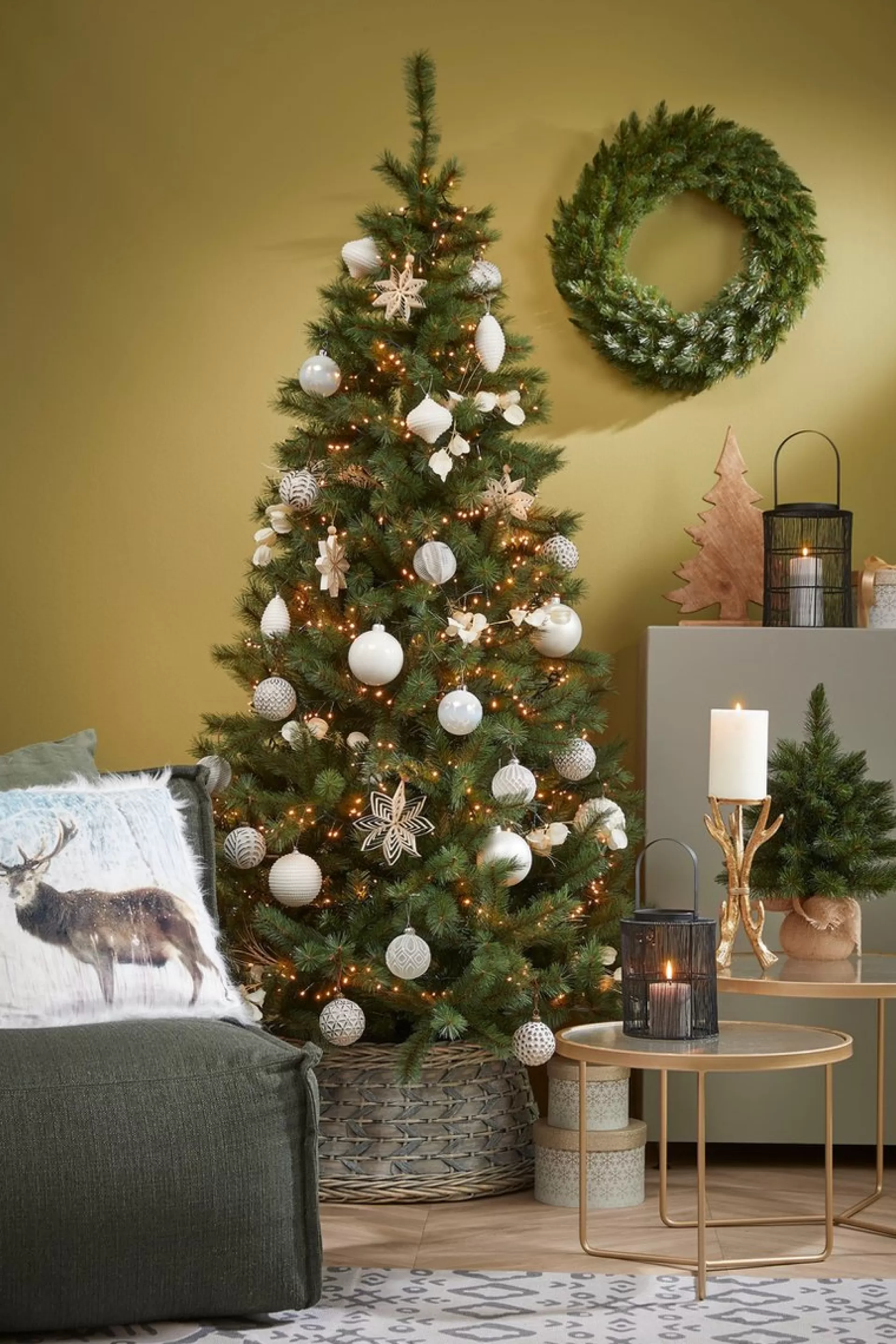 House of Seasons Lorens Kerstboommand - H21 X O50 Cm - Wilgentakken New